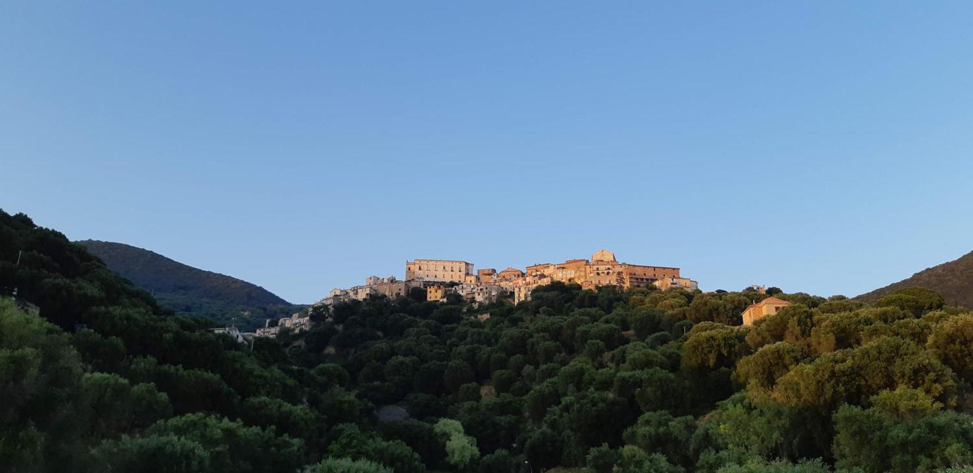 Medioevo Mare Pisciotta Exterior foto